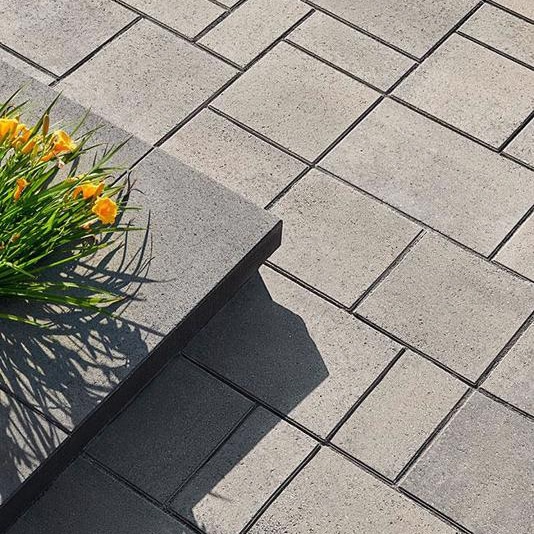 Paver Patios 9 pavers in modern finish