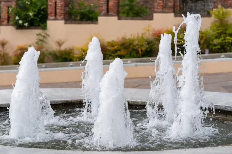 Water Features 4 water fountain jets in garden 1x